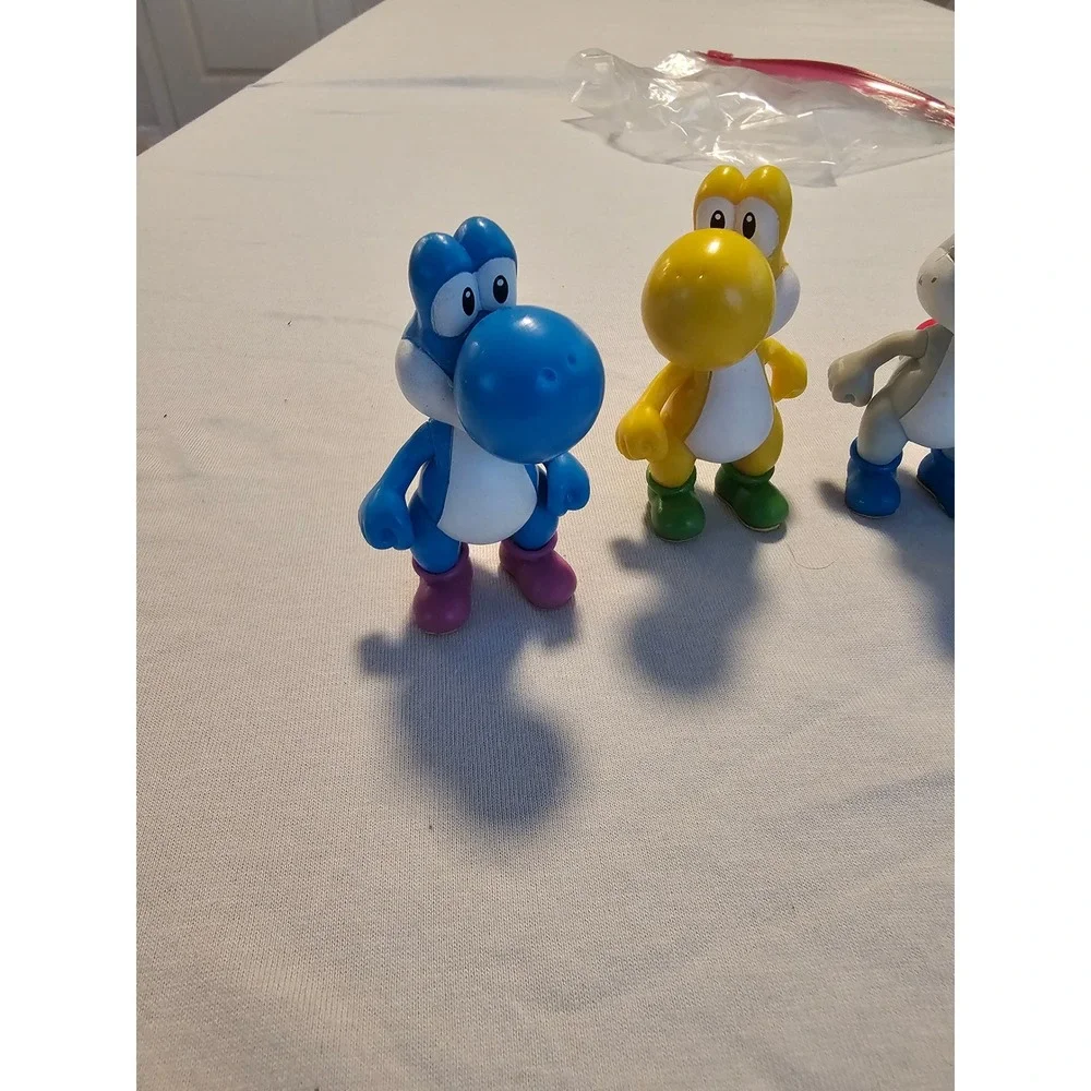 Nintendo‎ Super Mario Yoshi Action Figure Set Jakks Pacific Multi Color 5pc 2.5